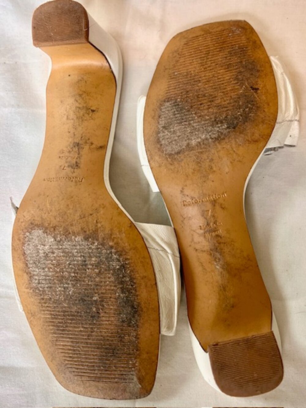 Reformation Ruched Slide Mules (Size 7) - Picture 4 of 5